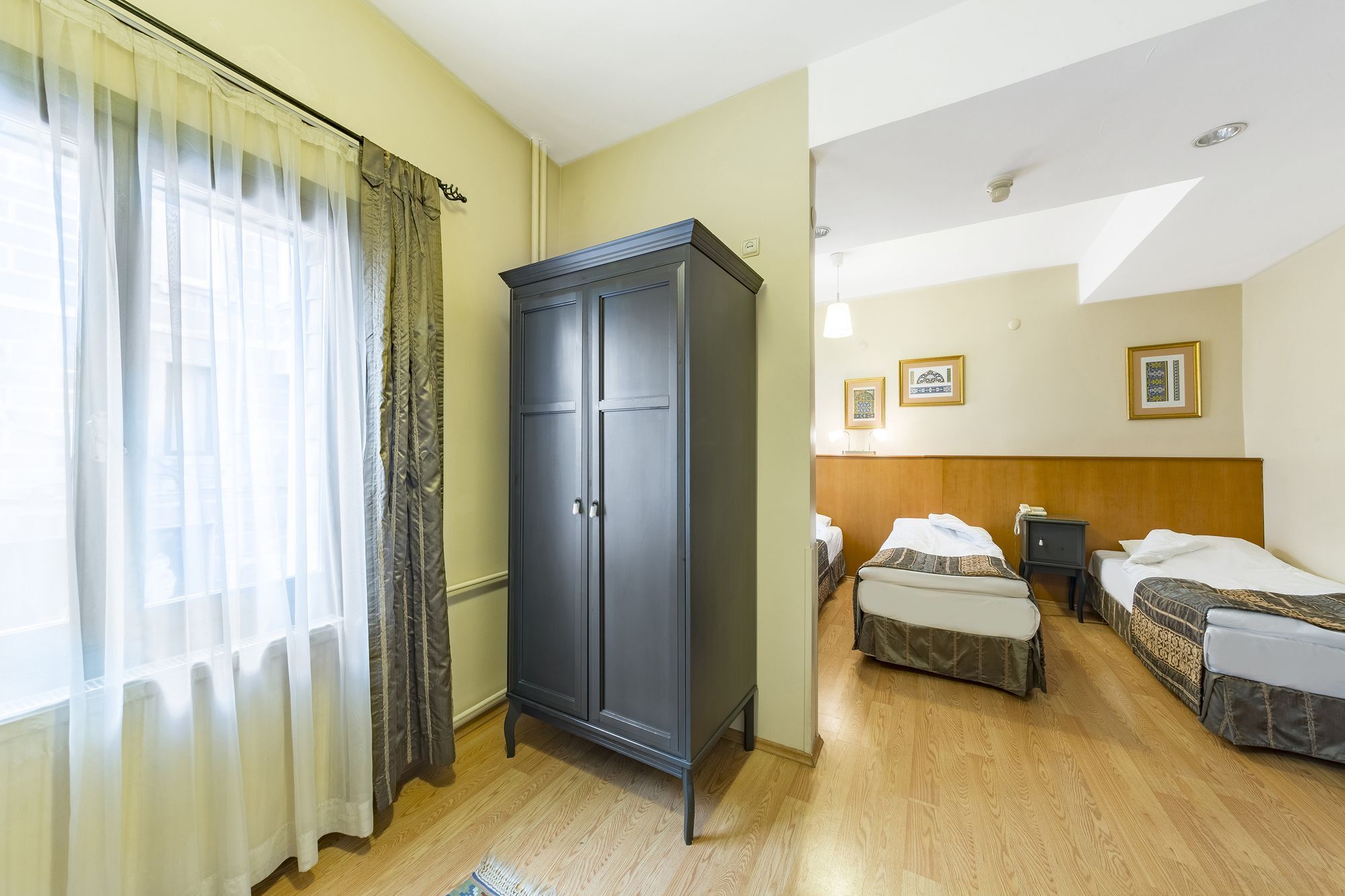 Fehmi Bey - Special Category Istambul